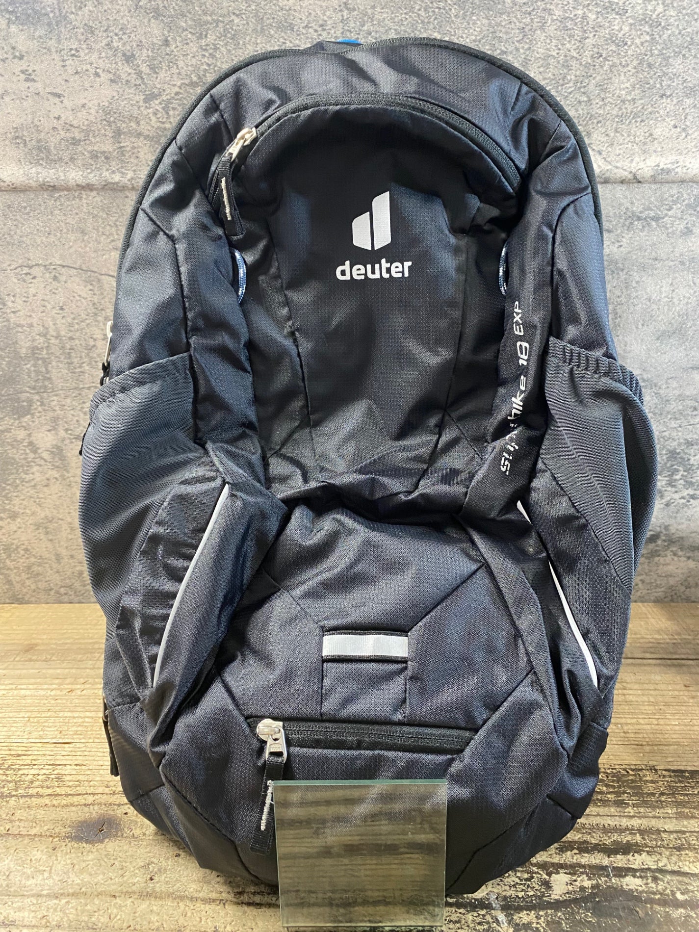KD521 ドイター deuter superbike 18 EXP リュックサック バックパック