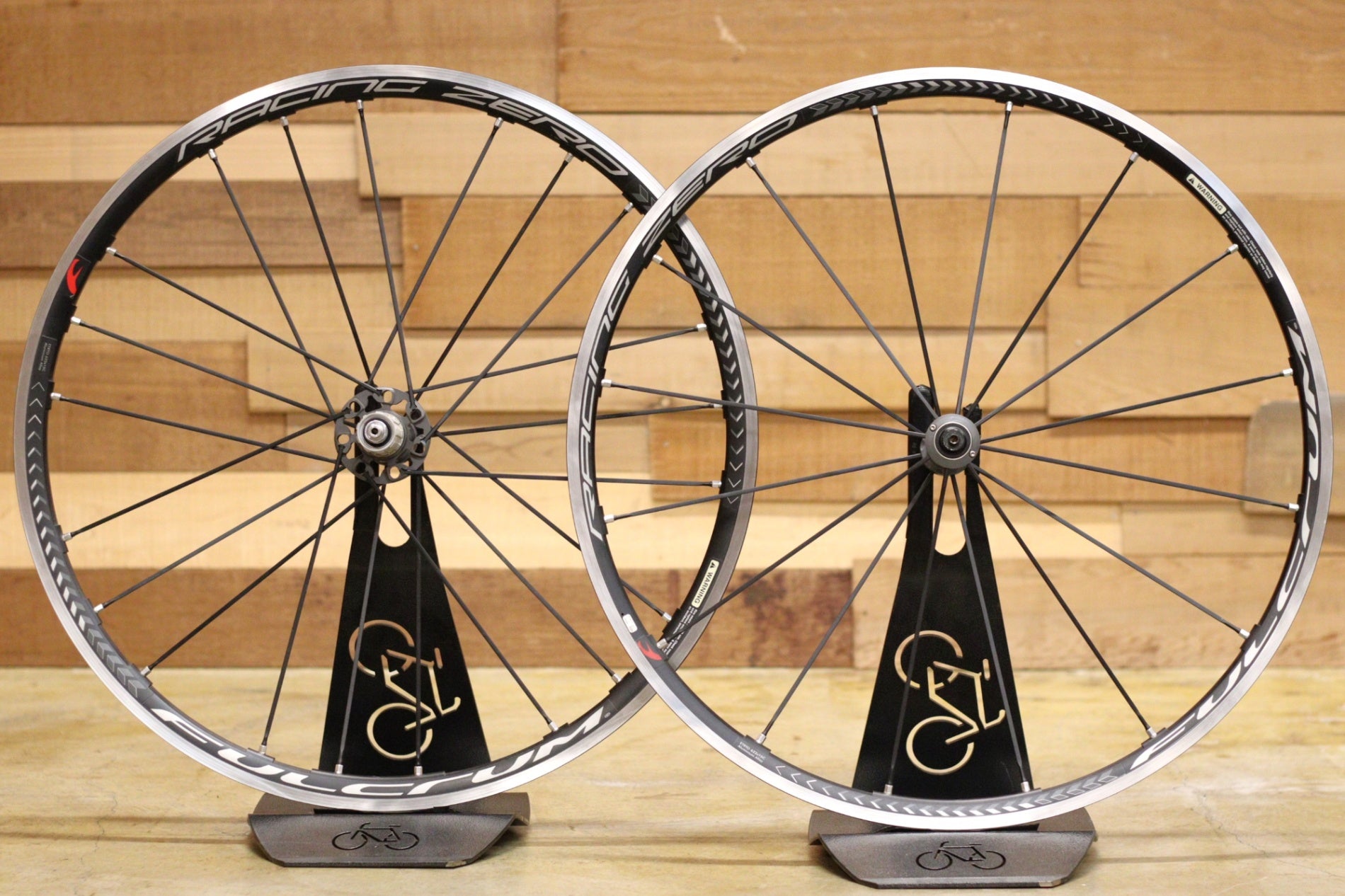 フルクラム FULCRUM レーシングゼロ RACING ZERO アルミ クリンチャー