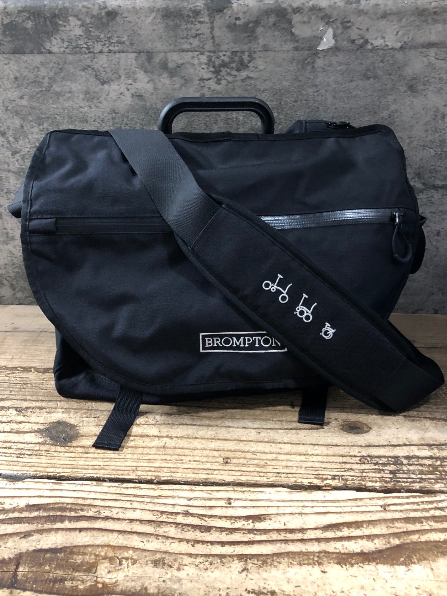KL829 ブロンプトン BROMPTON S-Bag フロントバッグ 黒 – BICI AMORE