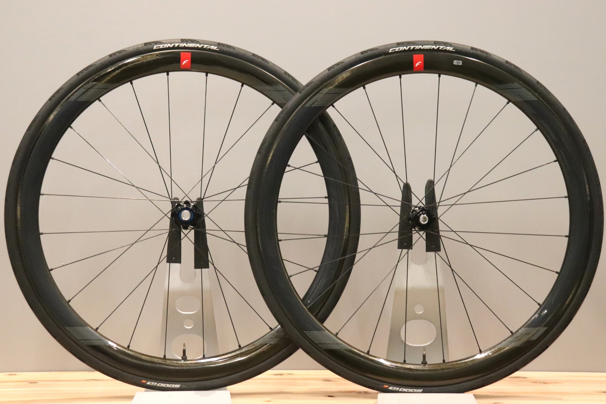 フルクラム FULCRUM ウィンド ディスク WIND 40 DB カーボン