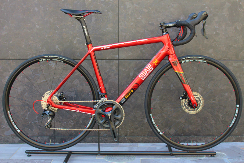 シャア専用ロードバイク シマノ 2017モデル 530サイズ シマノ 105 5800