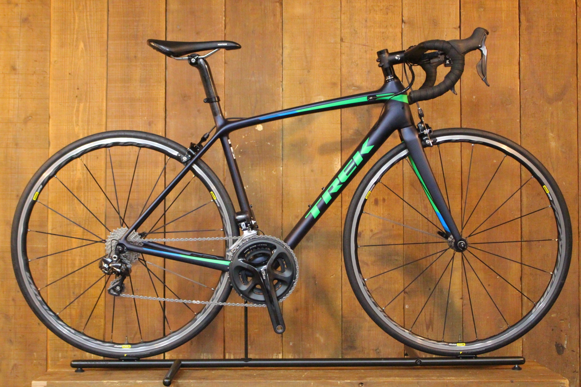 トレック TREK エモンダ EMONDA SL5 2018モデル 52サイズ シマノ アルテグラ 6870 Di2 MIX 11S カーボン  ロードバイク【芦屋店