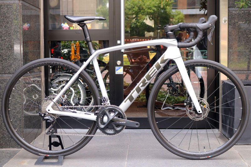 トレック TREK エモンダ EMONDA SL5 DISC 2021 54サイズ シマノ 105 R7020 カーボン ディスク  ロードバイク【東京南麻布店】