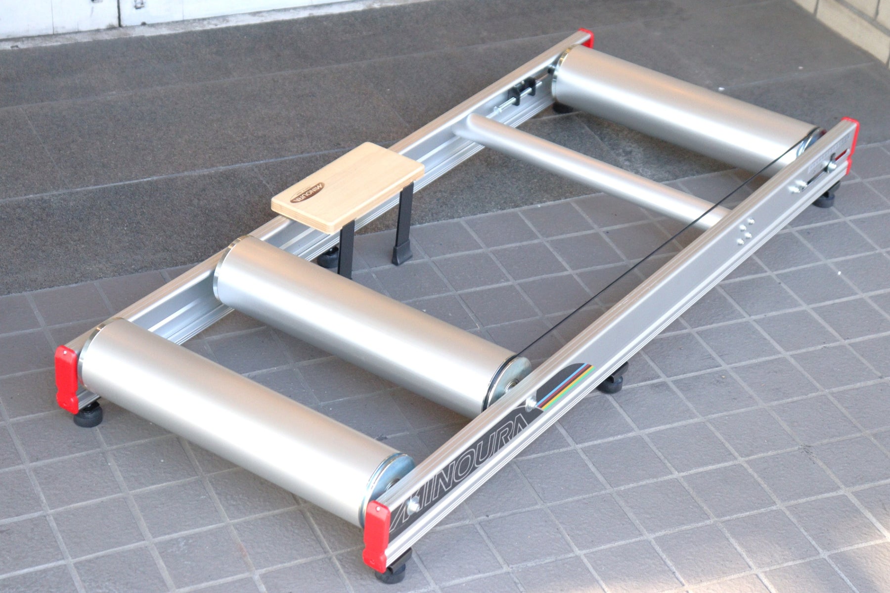 Live Roll R800 3本ローラー ミノウラ MINOURA ライブロール LiveRoll R800 3本ローラー ローラー台