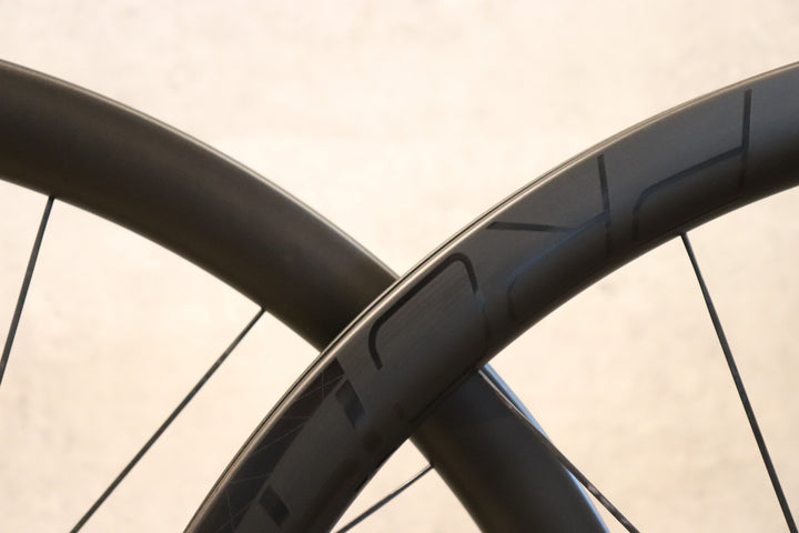 DT SWISS PRC 1400 SPLINE 35 カーボン チューブレスレディ シマノ 12/11S ホイールセット 【さいたま浦和店】