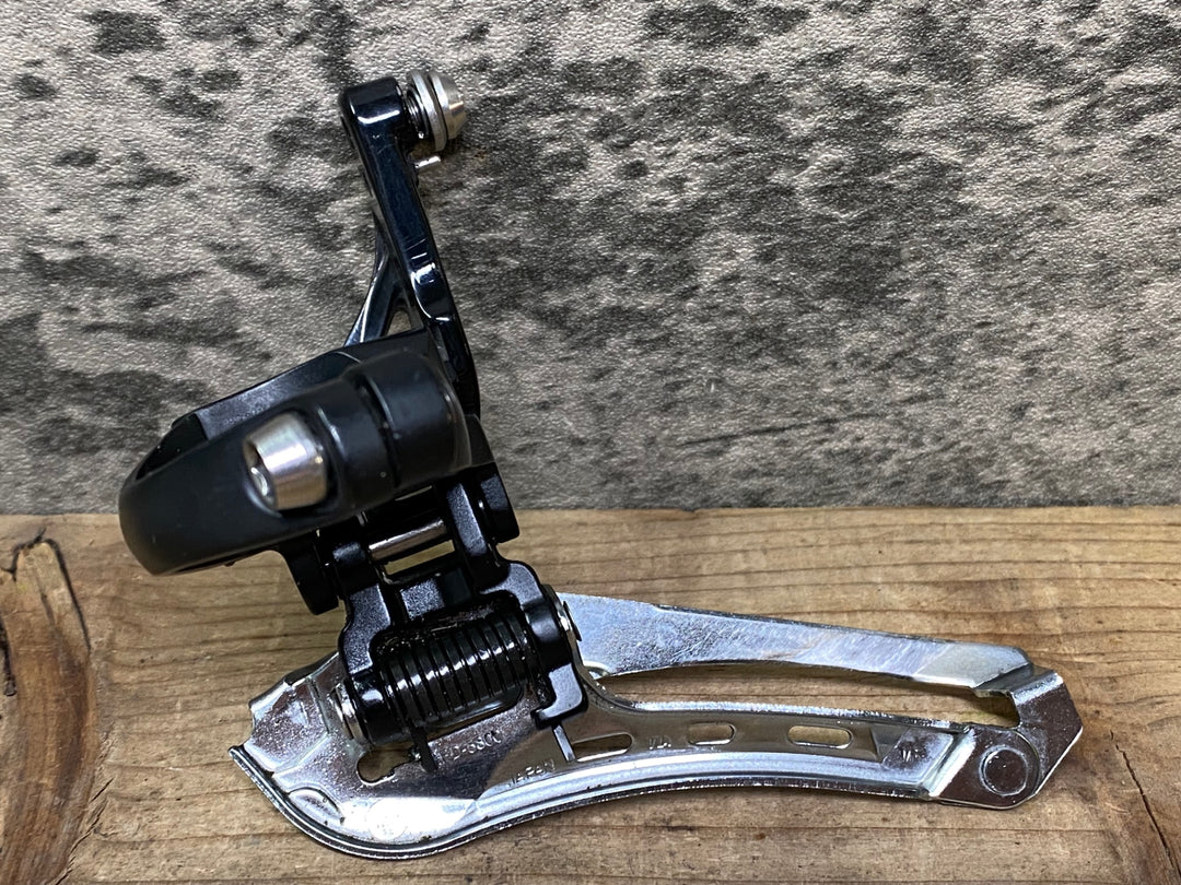 JJ273 シマノ SHIMANO 105 FD-5800 フロントディレイラー バンド式 Φ31.8