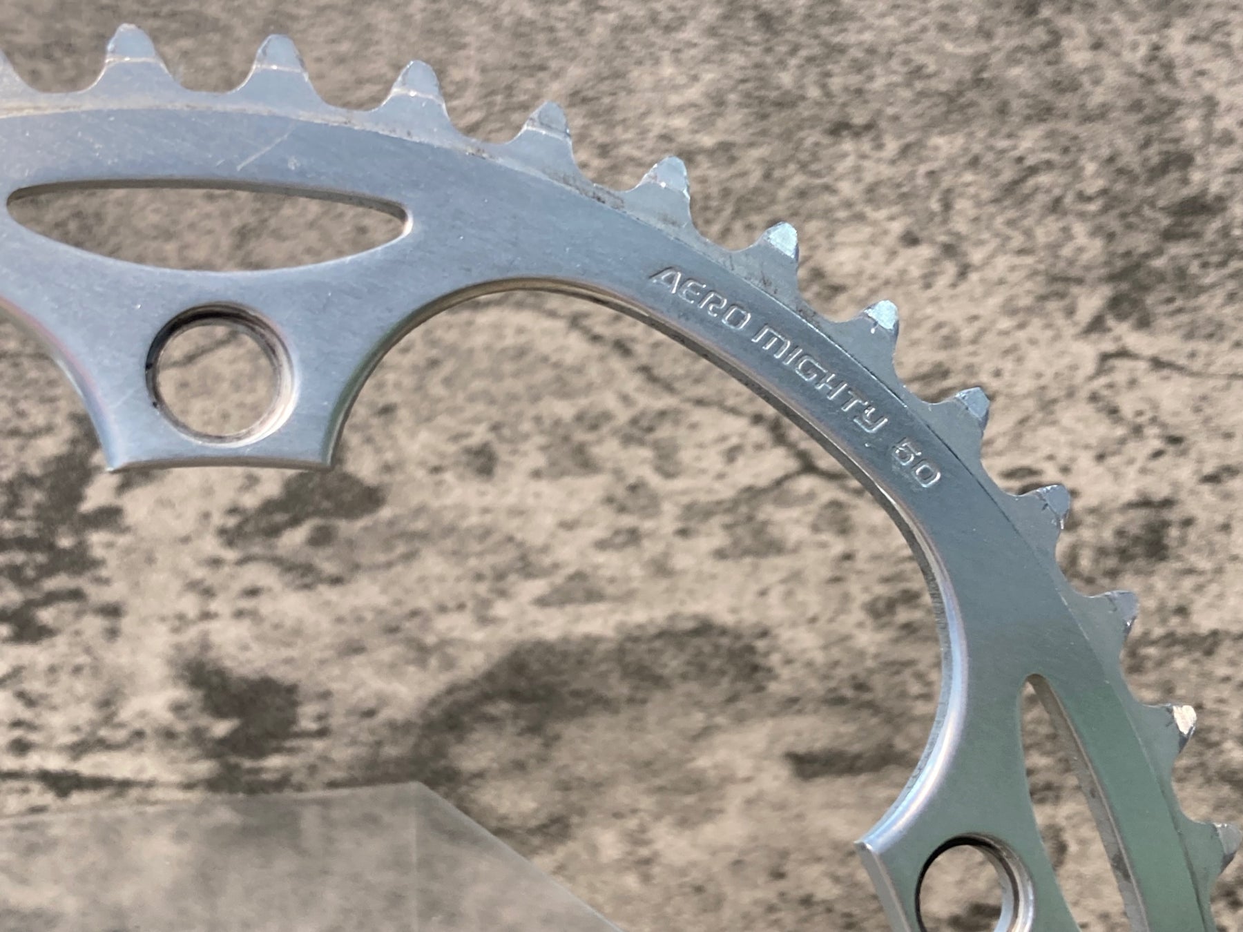 JE102 スギノ sugino エアロマイティー AERO MIGHTY アウターチェーン