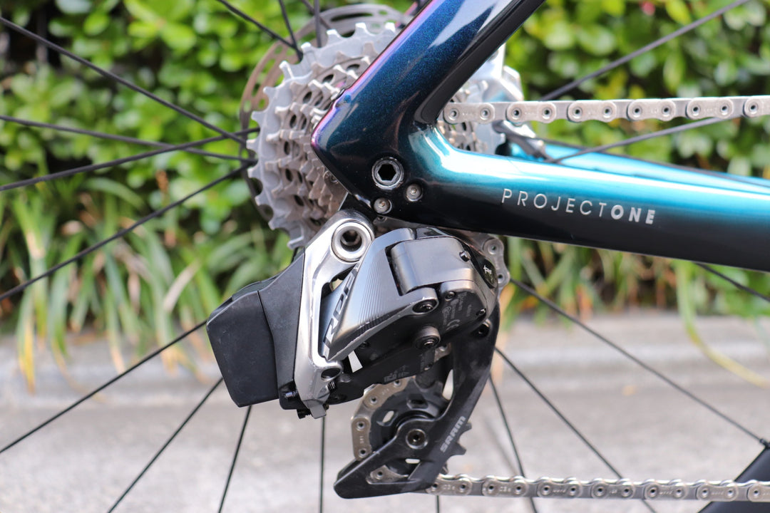 トレック TREK マドン MADONE SLR GEN7 P1 2023頃 54サイズ SRAM RED e-Tap AXS 12S カーボン ロードバイク 【さいたま浦和店】