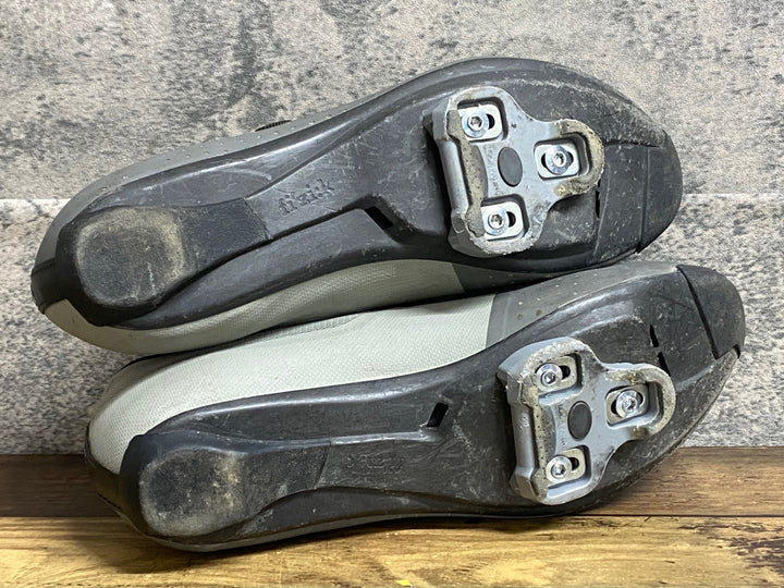 JY254 フィジーク fizik テンポ TEMPO R4 ビンディングシューズ SPD-SL グレー EU41　※余臭強め
