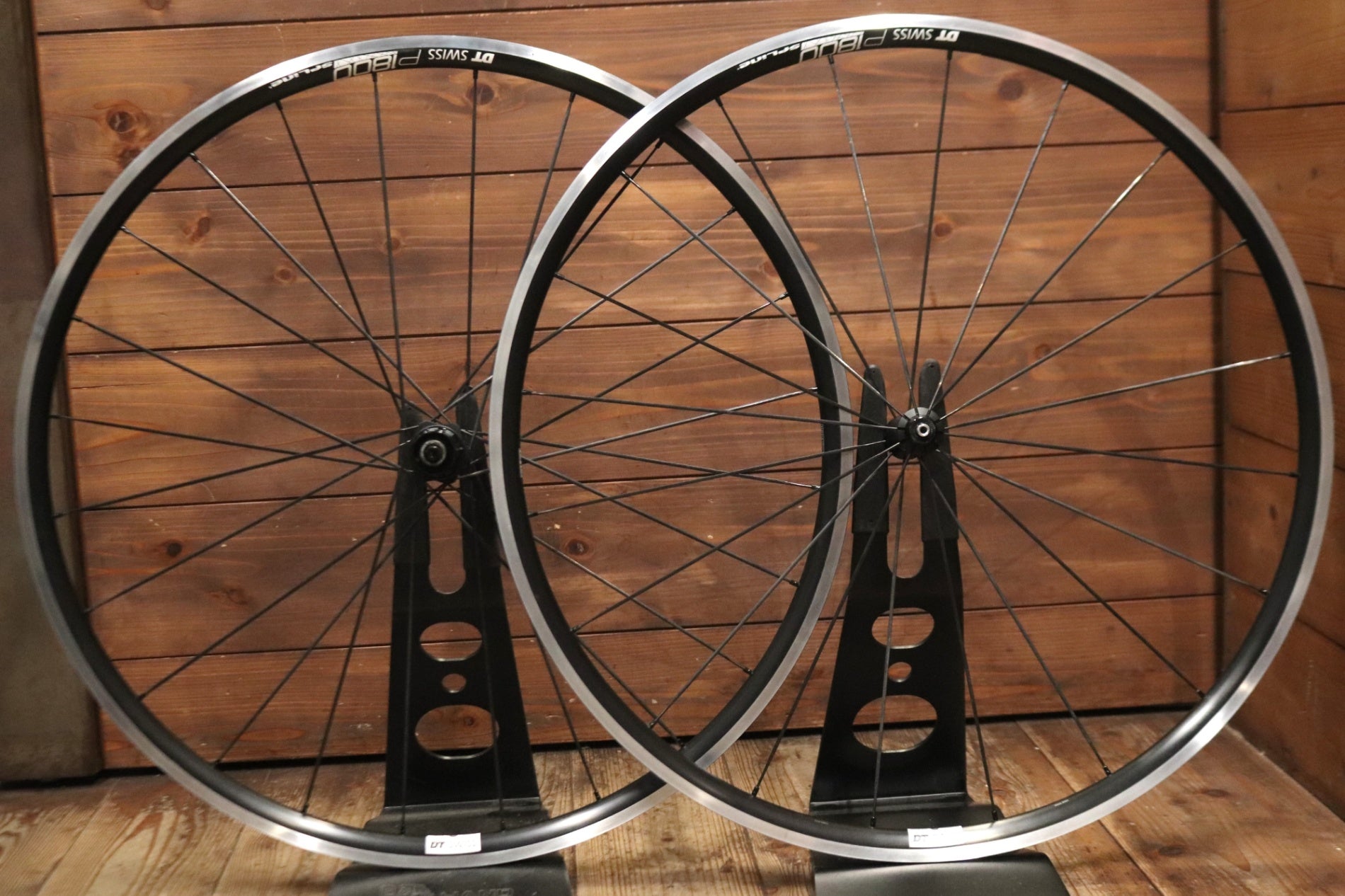 DT SWISS P1800 SPLINE アルミ クリンチャー ホイールセット シマノ12