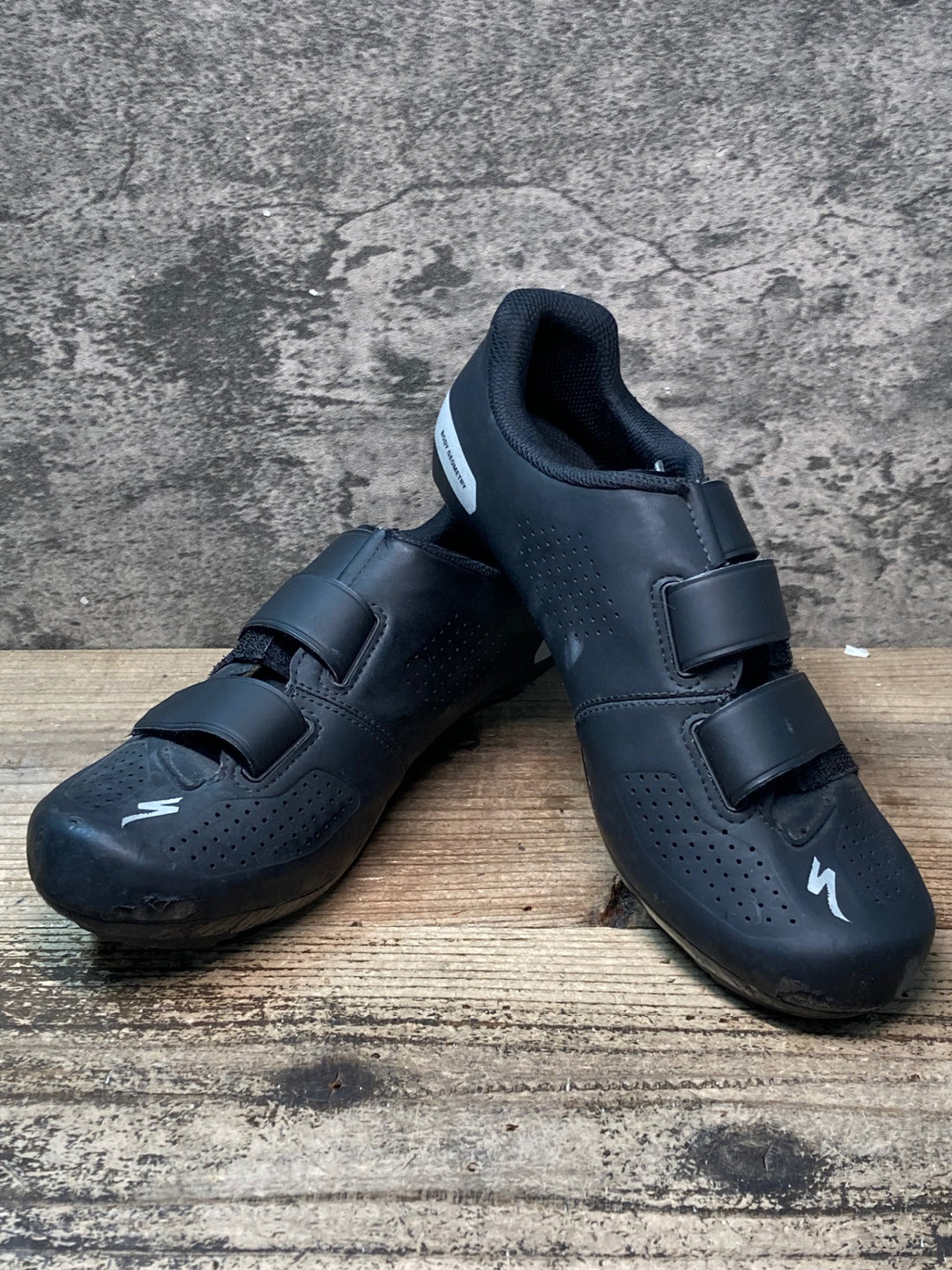 JP498 スペシャライズド SPECIALIZED TORCH WIDE 3穴 ビンディングシューズ EU41 黒