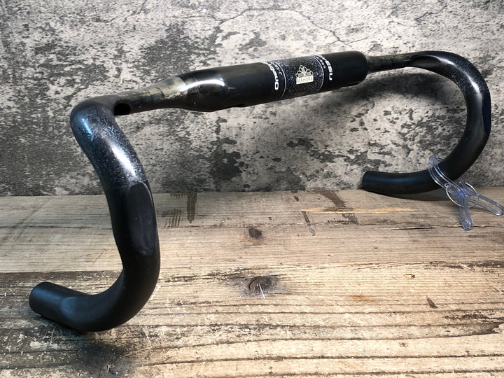 JE823 ワンバイエス OnebyESU J-CARBON マホラ MAHORA カーボン ドロップハンドル Φ31.8 ブラケット部C-C400mm