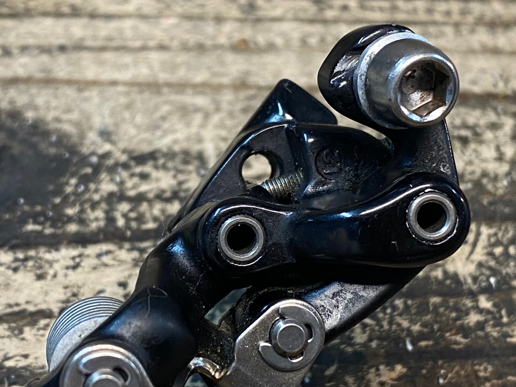 JJ140 カンパニョーロ CAMPAGNOLO レコード RECORD FD11-RE2B フロント