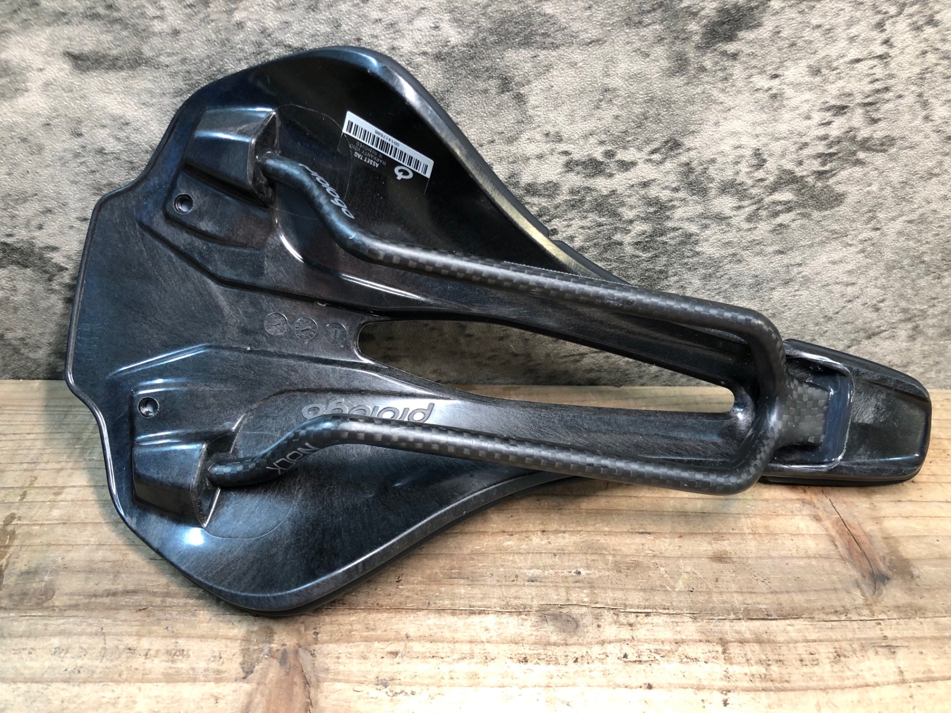 プロロゴ スクラッチ M5 NACK（カーボンレール）サドル