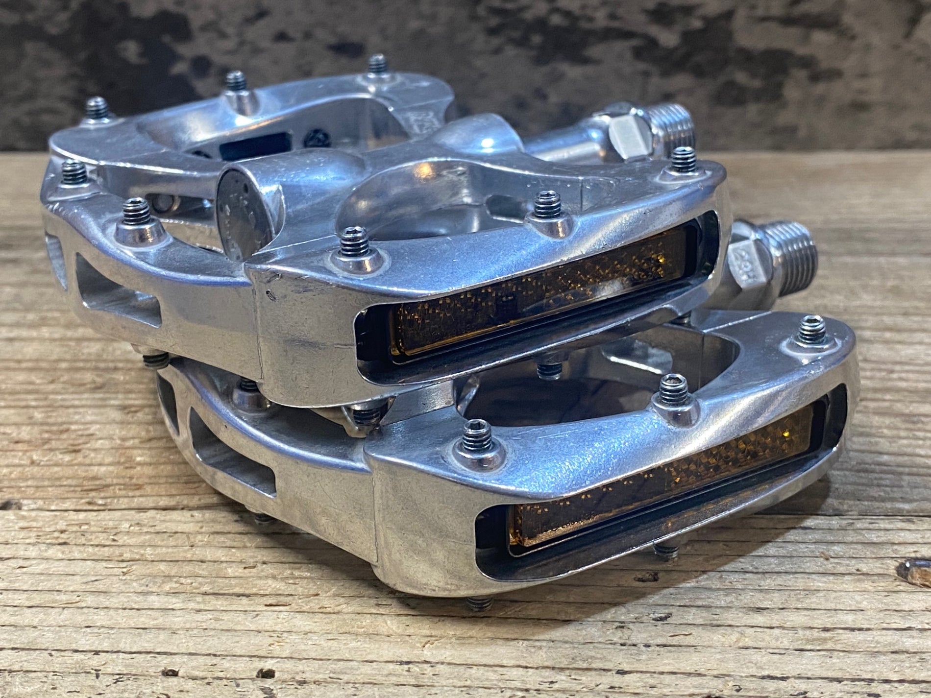 JU469 三ヶ島 MKS Pretzel フラットペダル シルバー – BICI AMORE