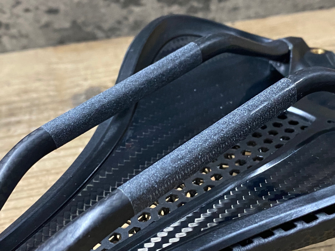 KI323 スペシャライズド SPECIALIZED S-WORKS POWER MIRROR サドル 黒 143mm カーボンレール