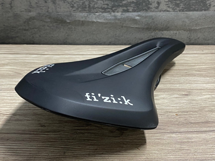 KQ630 フィジーク fizik TERRA ARGO X5 サドル 黒 160mm S-Alloyレール