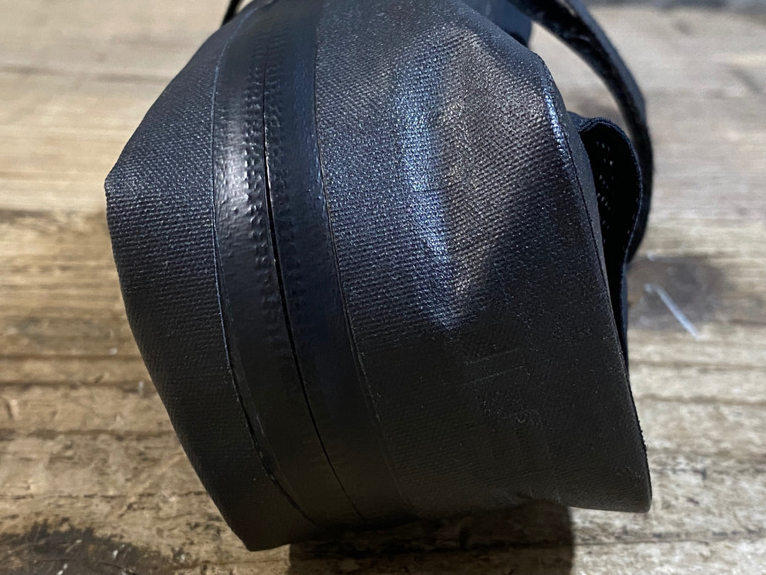 KD406 カステリ CASTELLI サドルバッグ