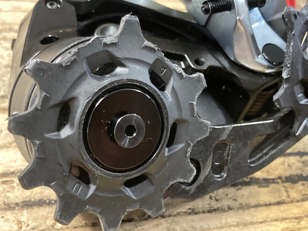 KD468 スラム SRAM Red eTap AXS RD-RED-E-D1 リアディレイラー 動作確認済 ※ゲージ片側欠品、プーリー欠けあり