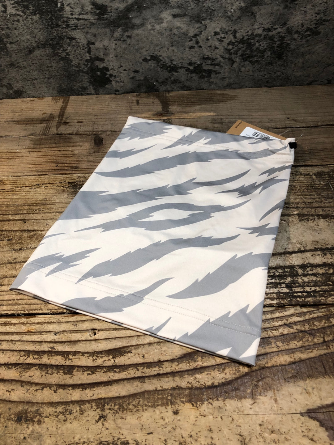 JV618 スペシャライズド SPECIALIZED LIGHTNING NECK GAITER ネックカバー オフホワイト ONESIZE