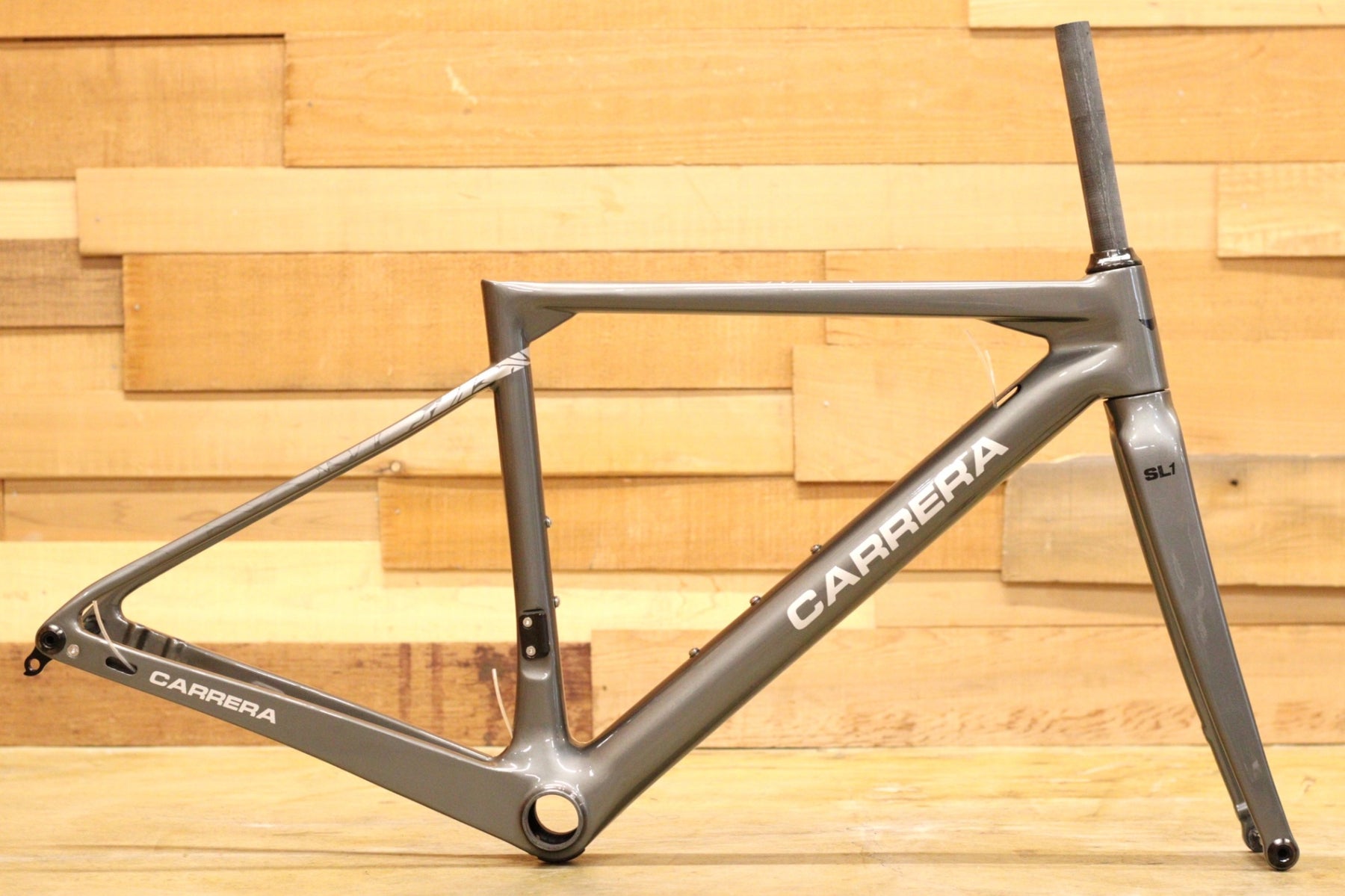 カレラ duke フレーム ロードバイク carrera 未使用品 カレラ CARRERA SL1 DISC 2022 XSサイズ カーボン