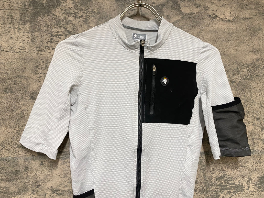 JZ823 リオンドカペルミュール Lion de KAPELMUUR 半袖 サイクルジャージ グレー S CORDURA