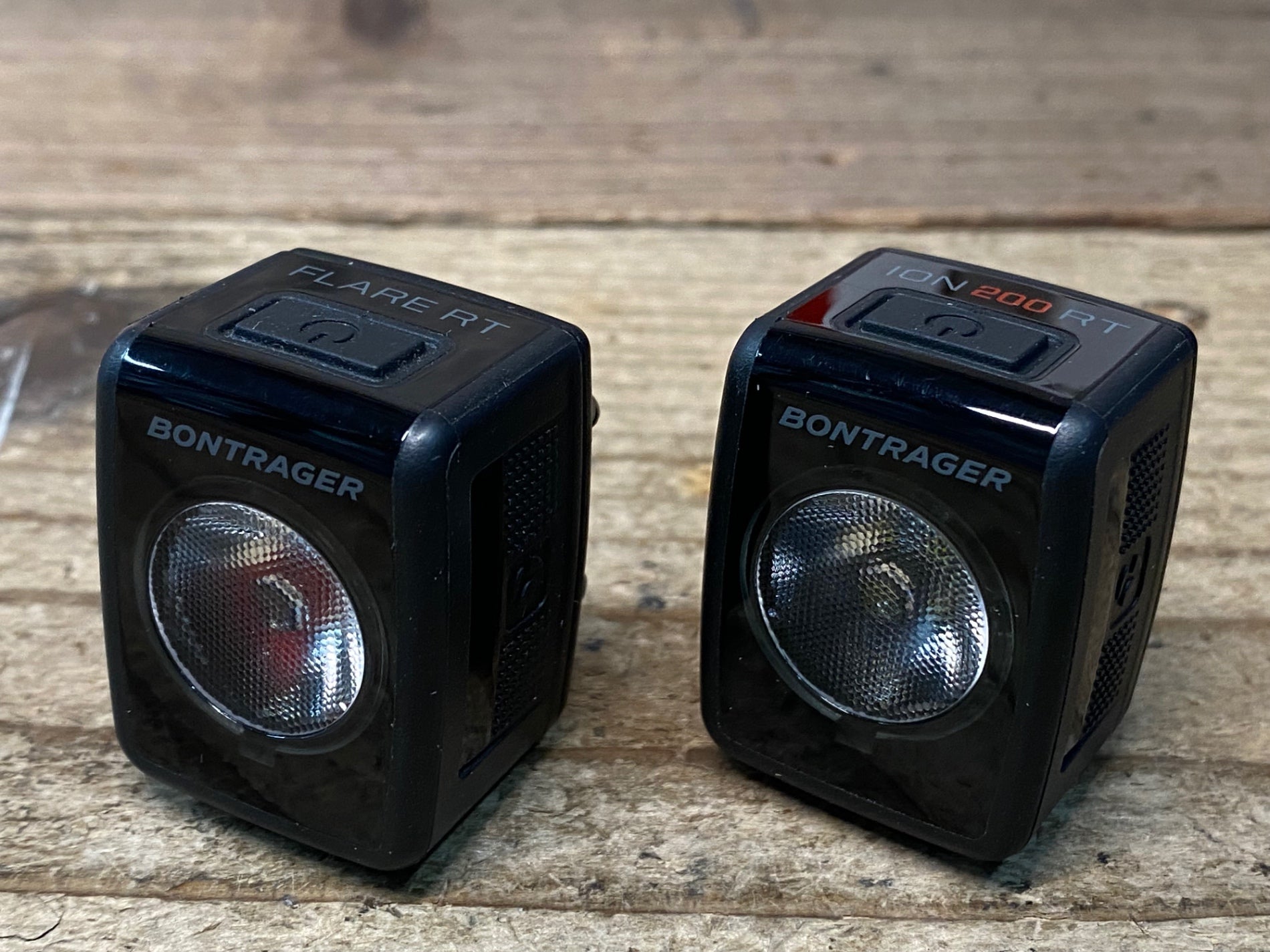 美品 ボントレガー ION 200 RT FlareRT ライトセット JN977 ボントレガー BONTRAGER ION 200 RT FLARE RT 前後ライトセット
