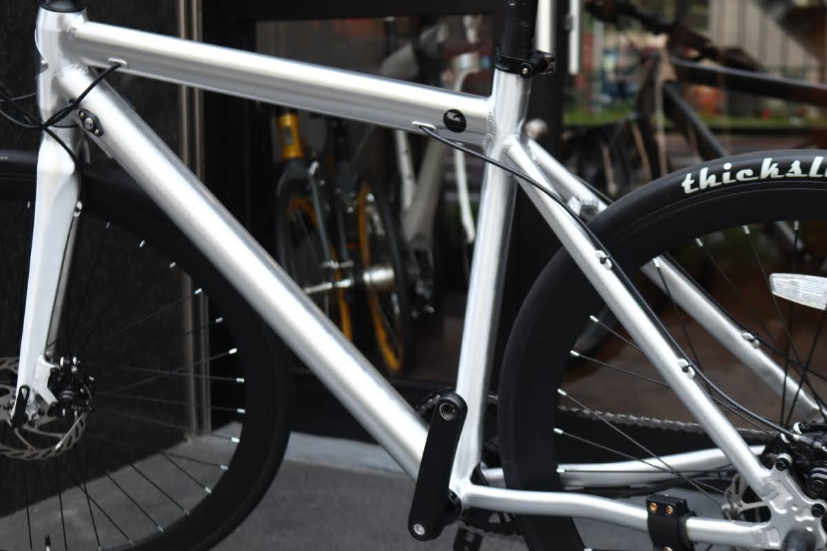 訳あり】 WELB 電動クロスバイク 500サイズ L-TWOO A5 9S アルミ 電動