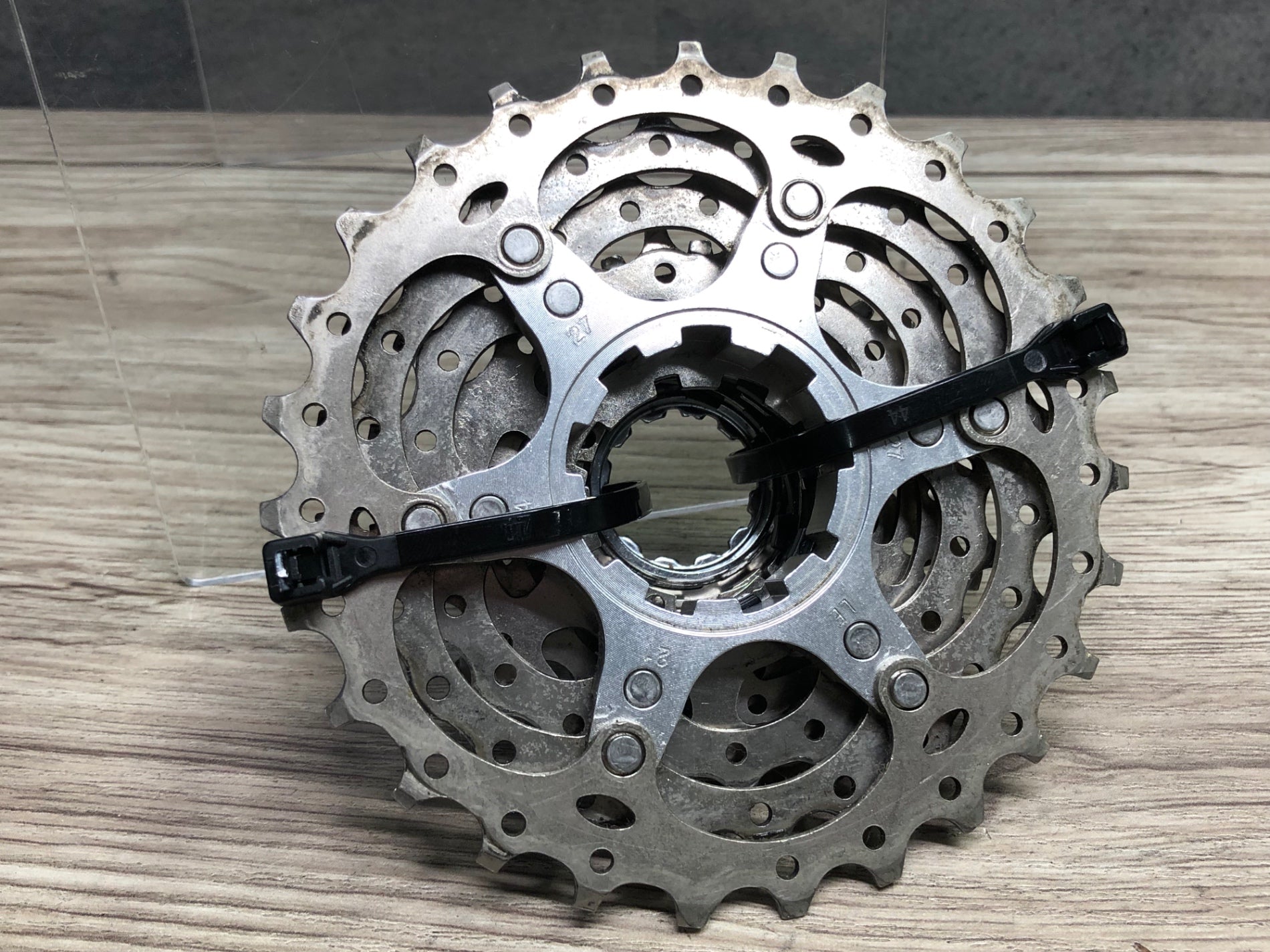 JH455 シマノ SHIMANO 105 CS-5700 スプロケット 12-27T 10S – BICI