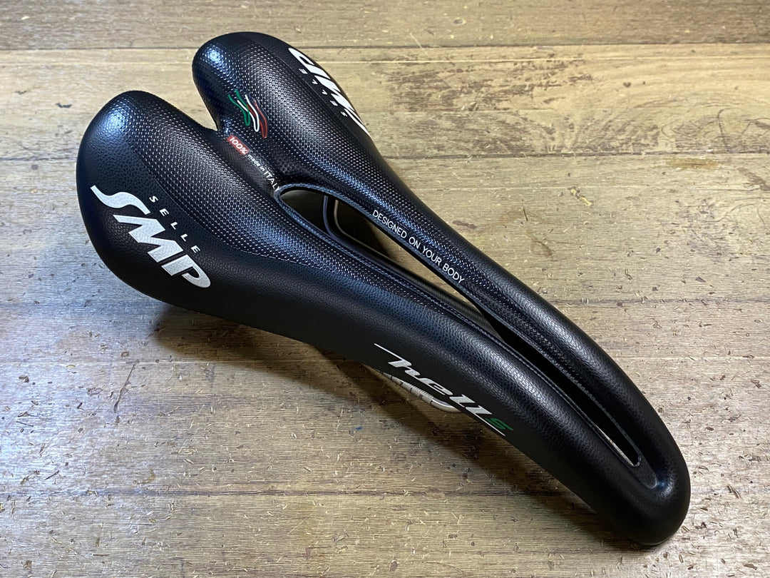 KP371 Selle SMP hell s サドル 黒 138mm aisi 304 tubeレール