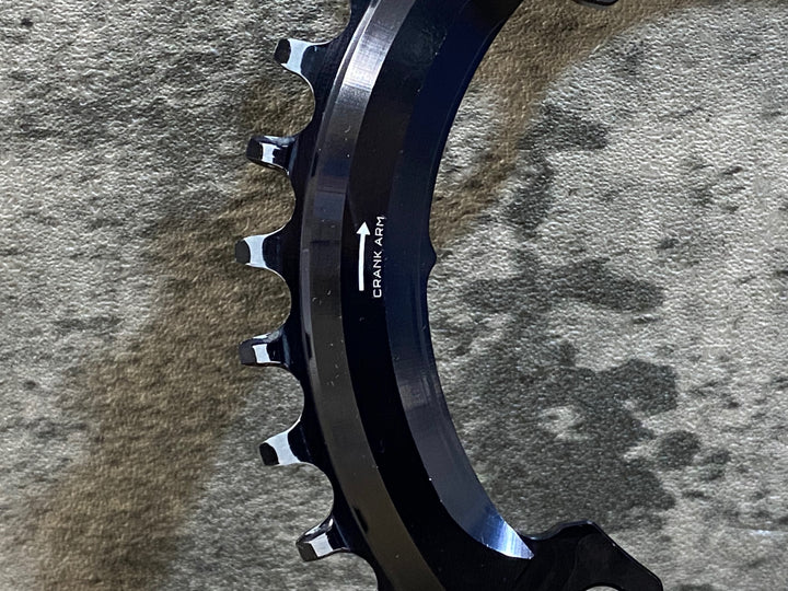 KB670 ウルフトゥース WOLF TOOTH DROP STOP CHAINRING GR8 110 BCD チェーンリング 黒 38T