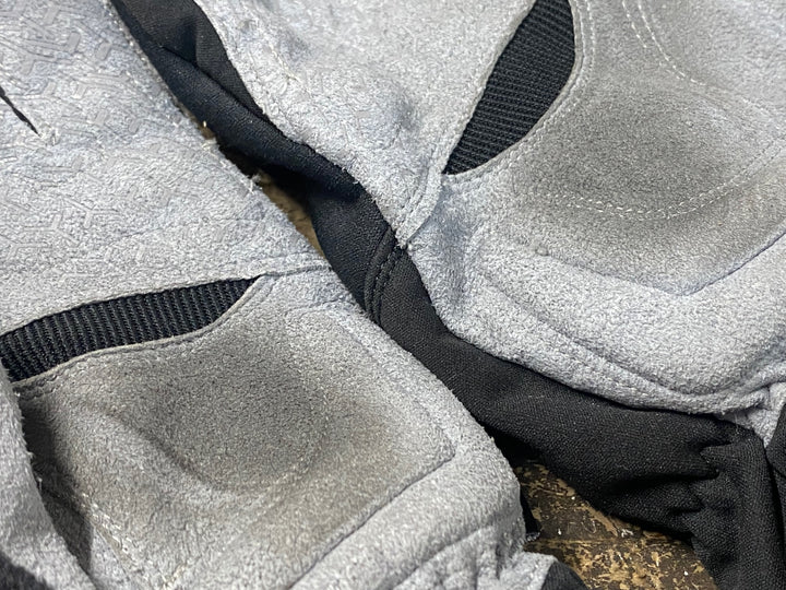 JR217 パールイズミ PEARL iZUMi 長指ウィンターグローブ 黒 M 裏起毛 黒タグ 擦れあり