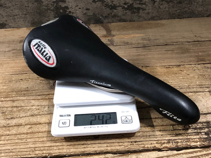 KI845 セライタリア Selle Italia フライト FLITE チタニウム Titanium サドル チタンレール 黒