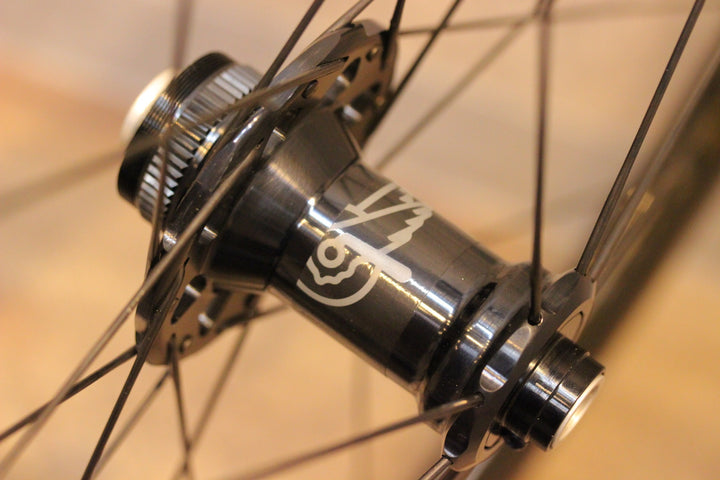 カンパニョーロ CAMPAGNOLO シャマル カーボン SHAMAL CARBON DB カーボン チューブレス ホイールセット シマノ 11/12S 21C【名古屋店】