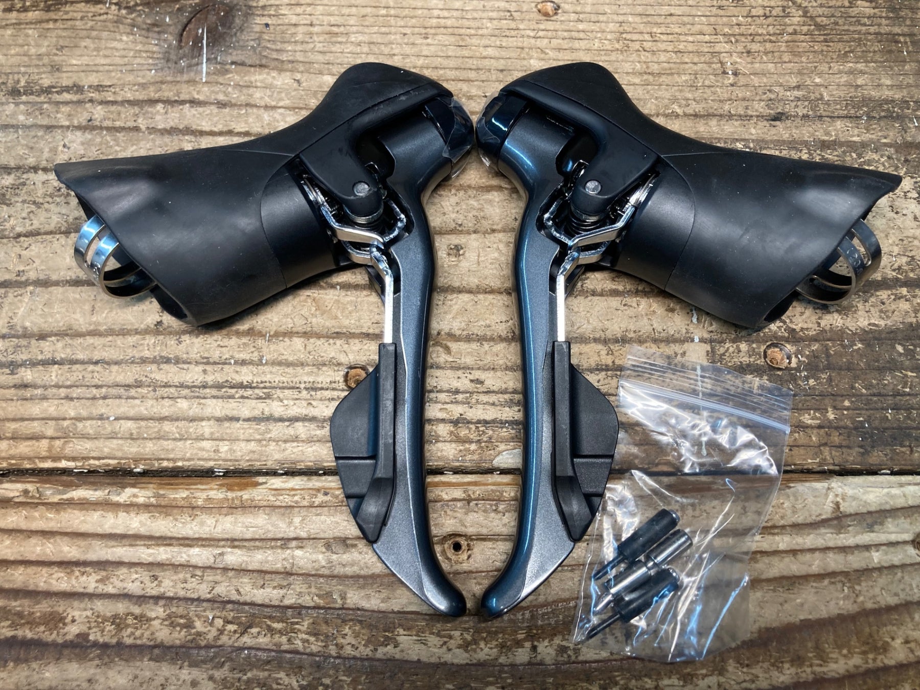 クラリス　コンポーネントセット　機械式ディスク HQ681 シマノ SHIMANO クラリス CLARIS R2000 2×8S 機械式ディスク