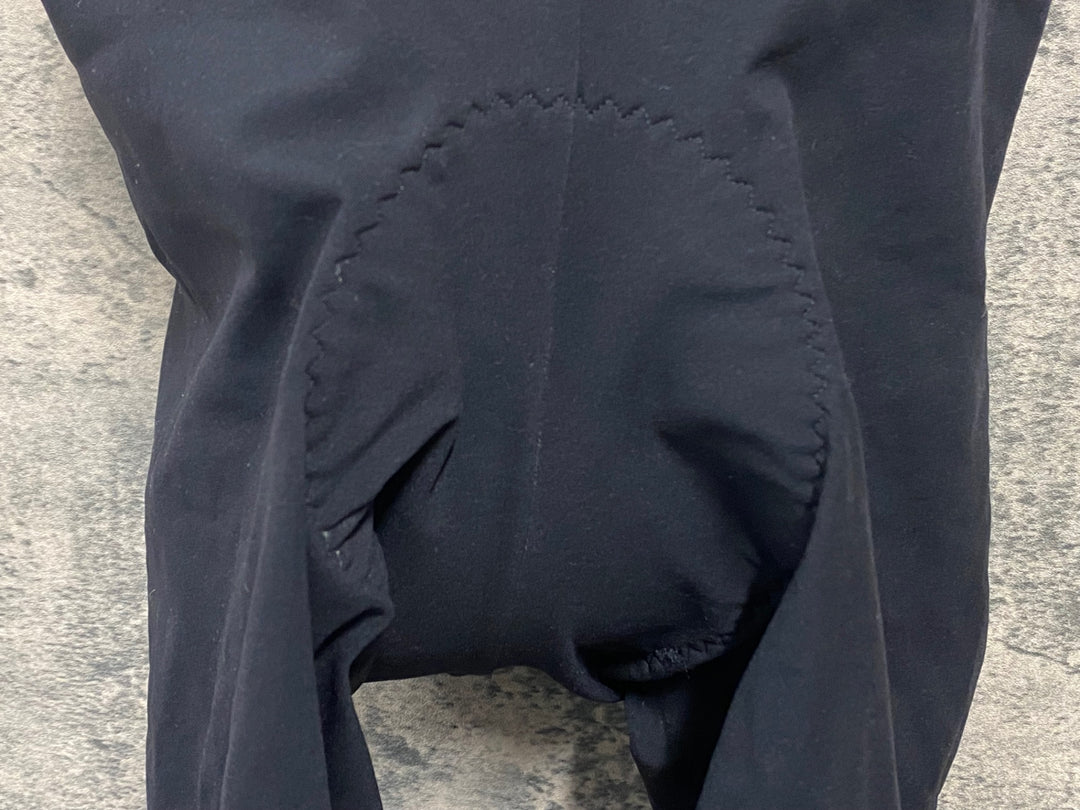 JQ755 エチュオンド ETXEONDO ビブショーツ 黒 S