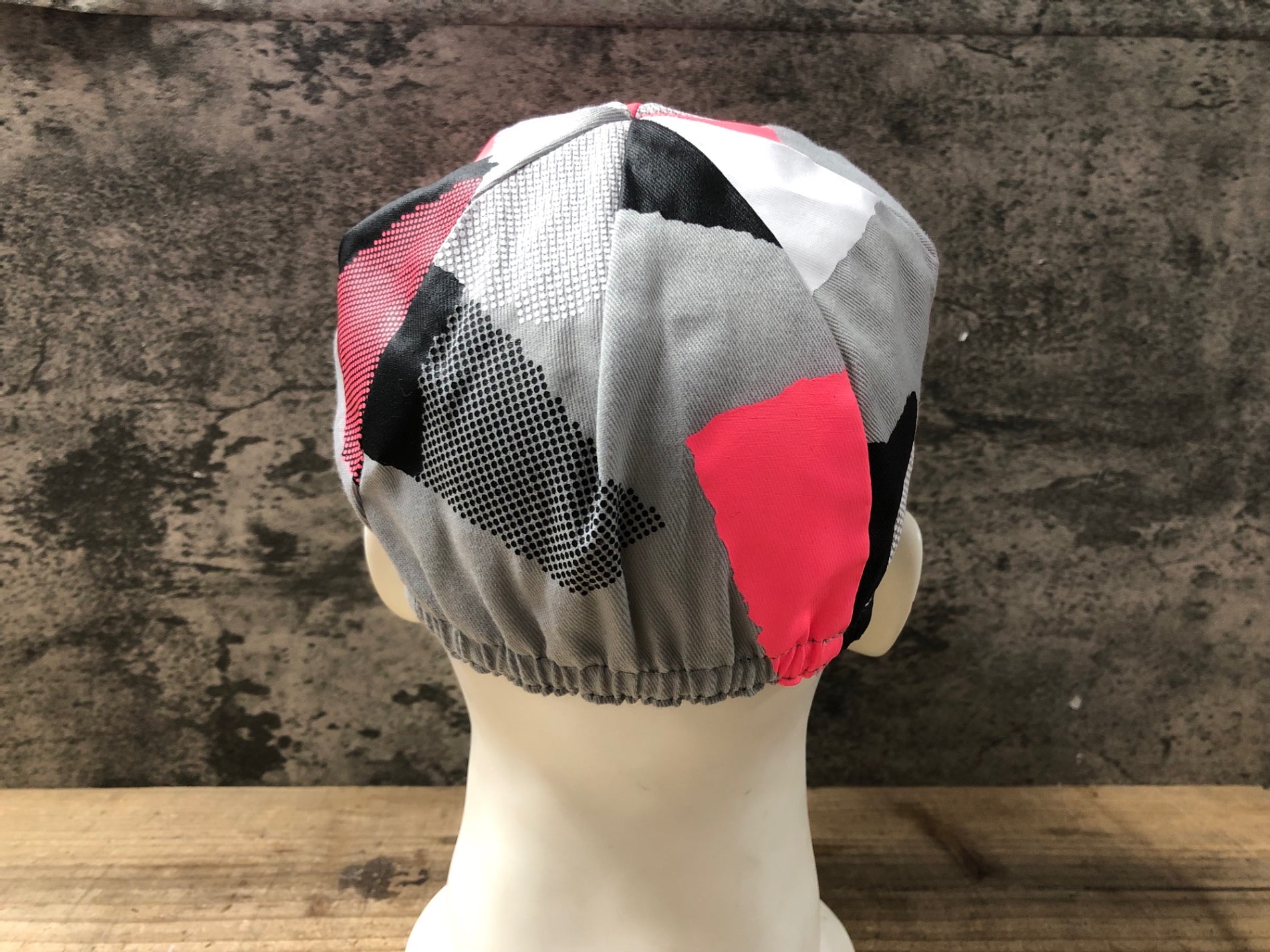 KA312 ラファ Rapha RCC CAP サイクルキャップ 黒 ピンク グレー ワン