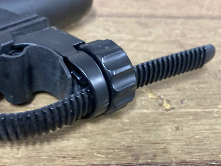 JT601 キャットアイ CATEYE VOLT400 フロントライト 点灯確認済み ※マウント固定ボルト欠品