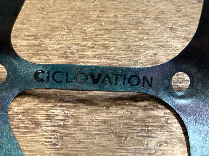 KN415 シクロベーション CICLOVATION Premium Carbon Cage カーボン ボトルケージ スペクトラムリフレクティブ