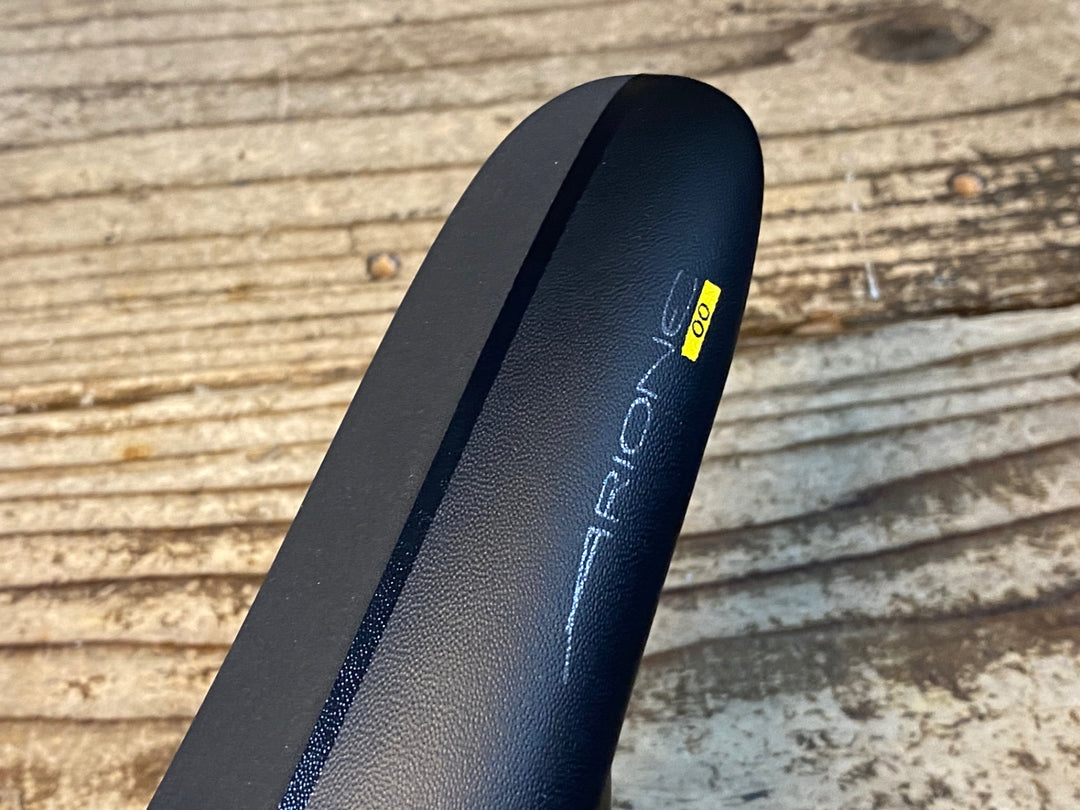 JW098 フィジーク fizik ARIONE 00 サドル 黒 カーボンレール 123mm