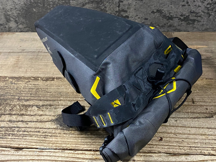 KN219 アピデュラ APIDURA EXPEDITION SADDLE PACK サドルバッグ