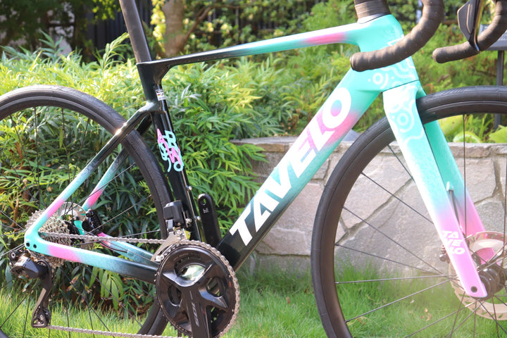 タヴェロ TAVELO アロウ レース AROW RACE 2024年 Mサイズ シマノ 105 R7170 Di2 12S カーボン ロードバイク 【さいたま浦和店】