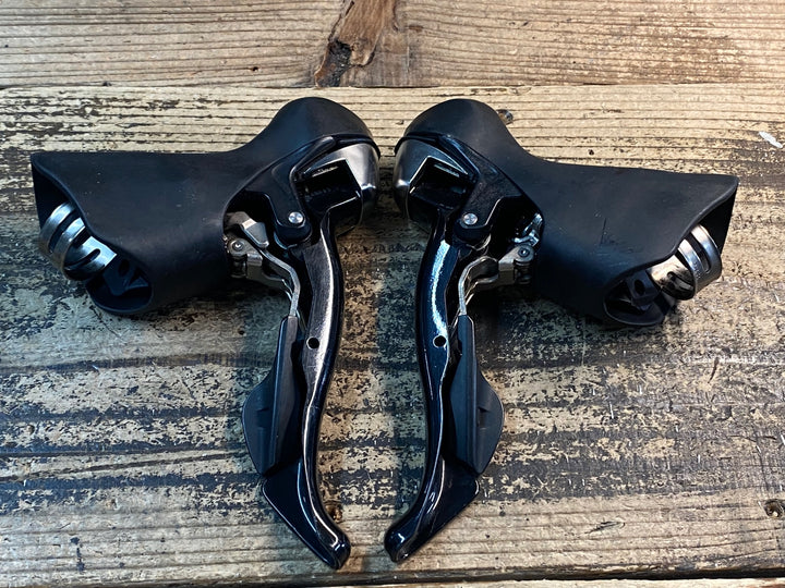 JI880 シマノ SHIMANO 105 ST-5700 STIレバー 2x10S
