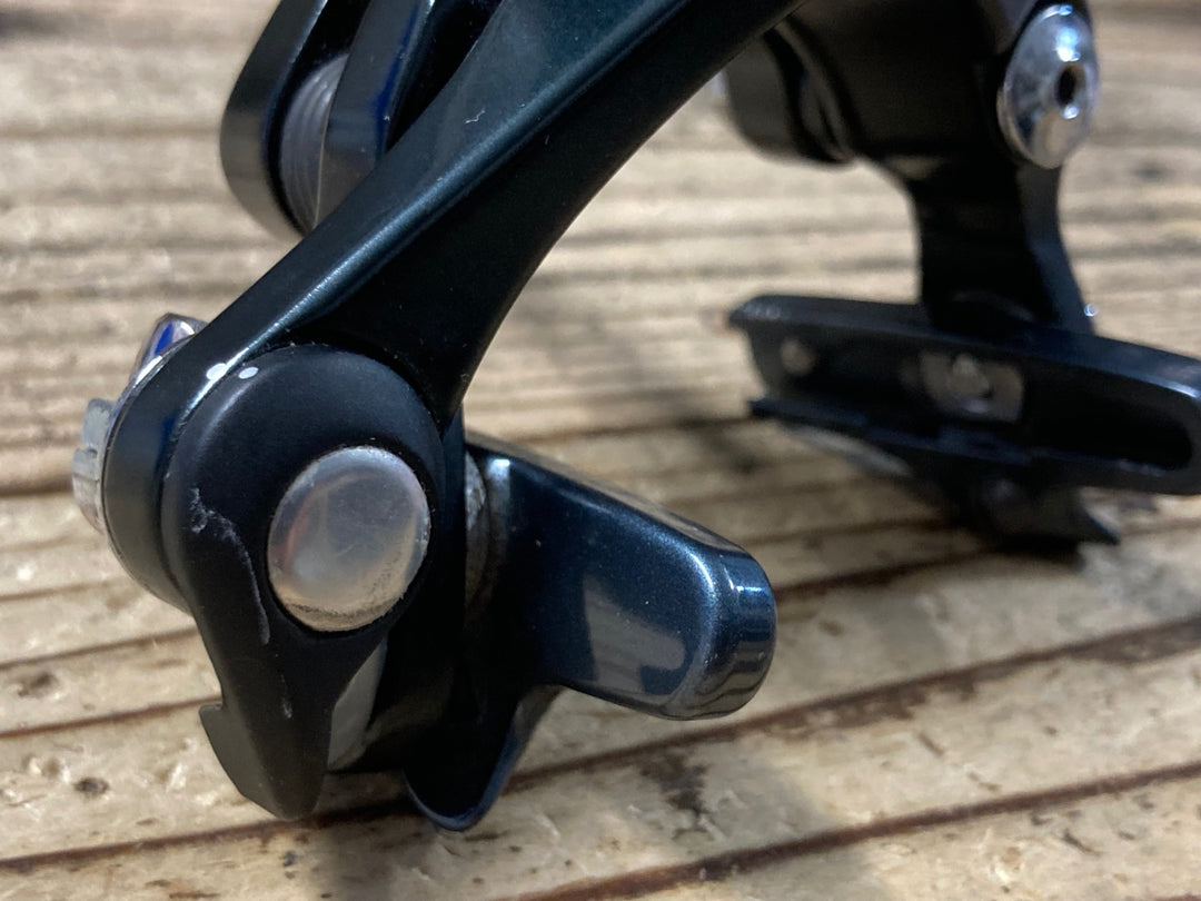 KJ939 シマノ SHIMANO 105 BR-5800 キャリパーブレーキ フロント ※ブレーキシュー欠品