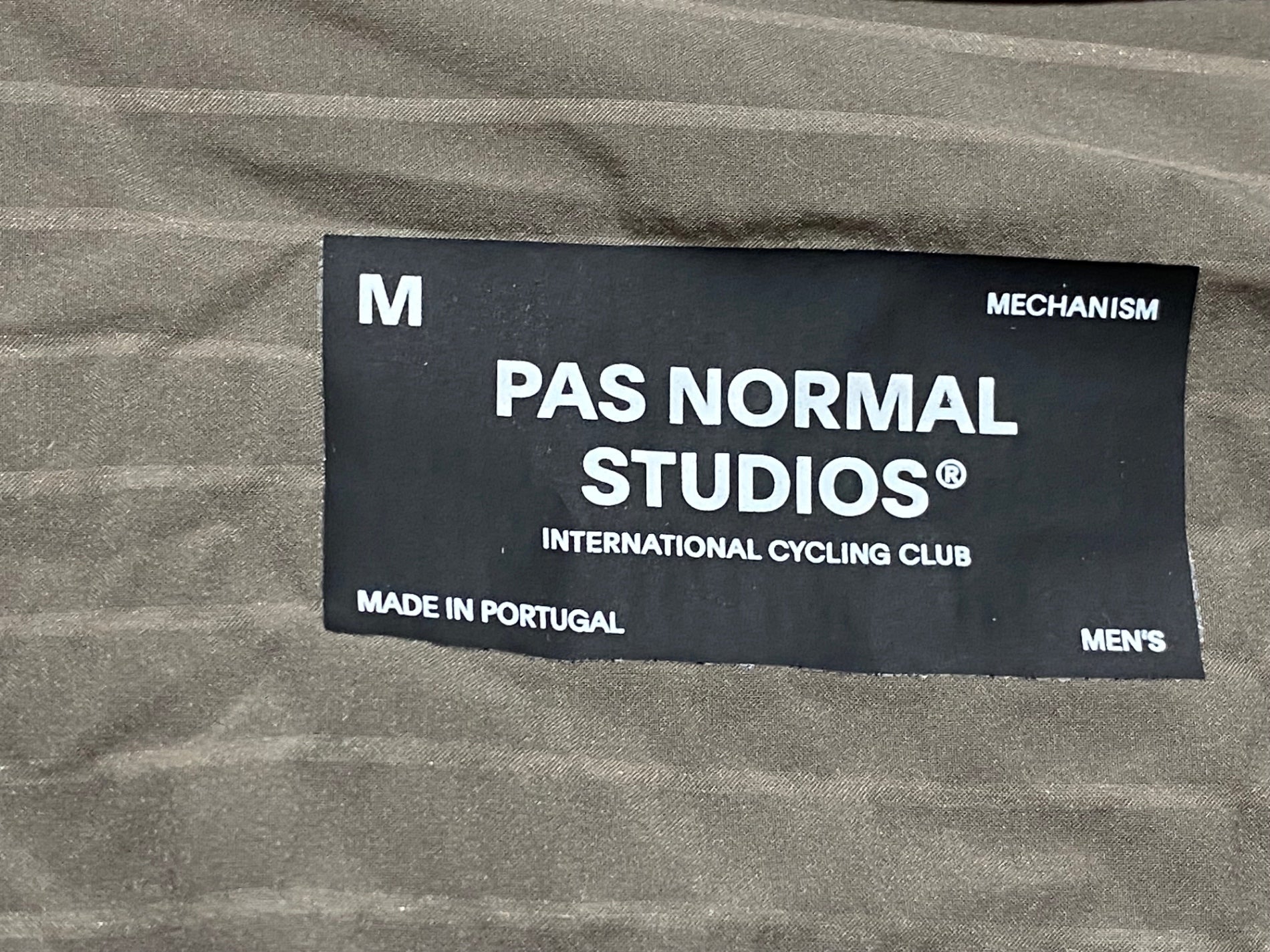 KD416 パスノーマルスタジオ PAS NORMAL STUDIOS Men's Mechanism Pro