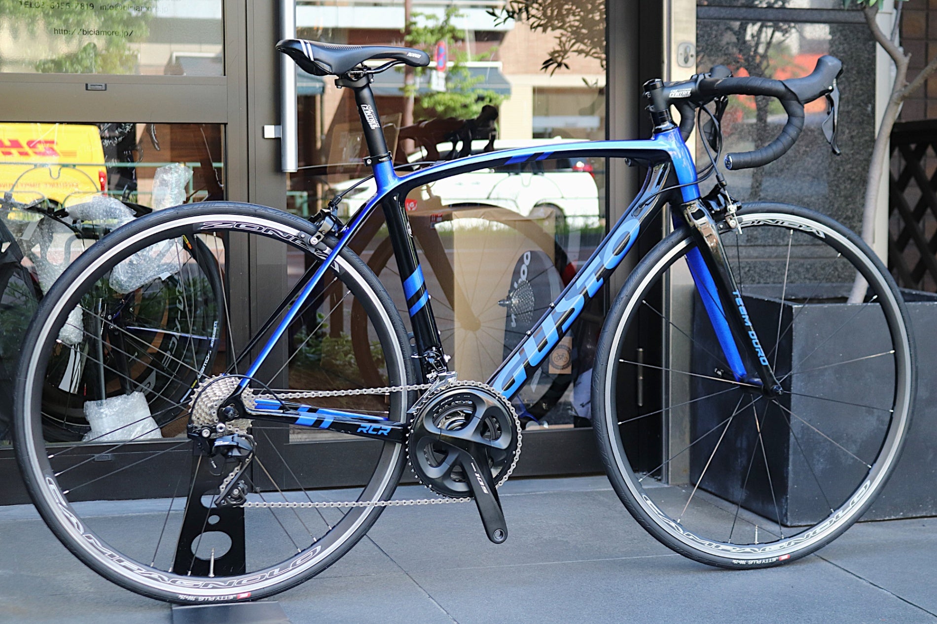 グスト GUSTO デューロ エボ RCR TEAM DURO EVO 2021モデル Mサイズ