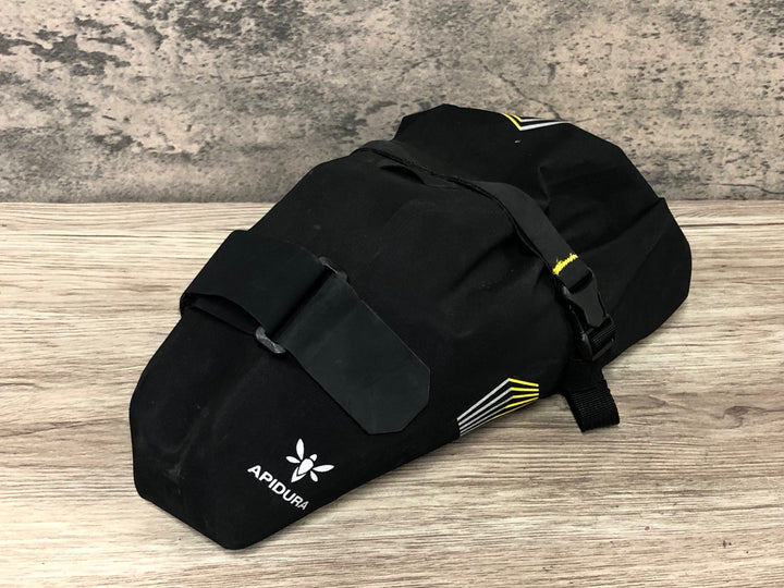 JY342 アピデュラ APIDURA サドルバッグ グレー