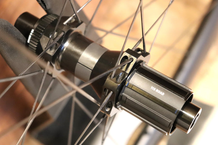 ボントレガー BONTRAGER アイオロス プロ AEOLUS PRO 37 DISC カーボン チューブレスレディ ホイールセット シマノ11S/12S 21C 【東京南麻布店】