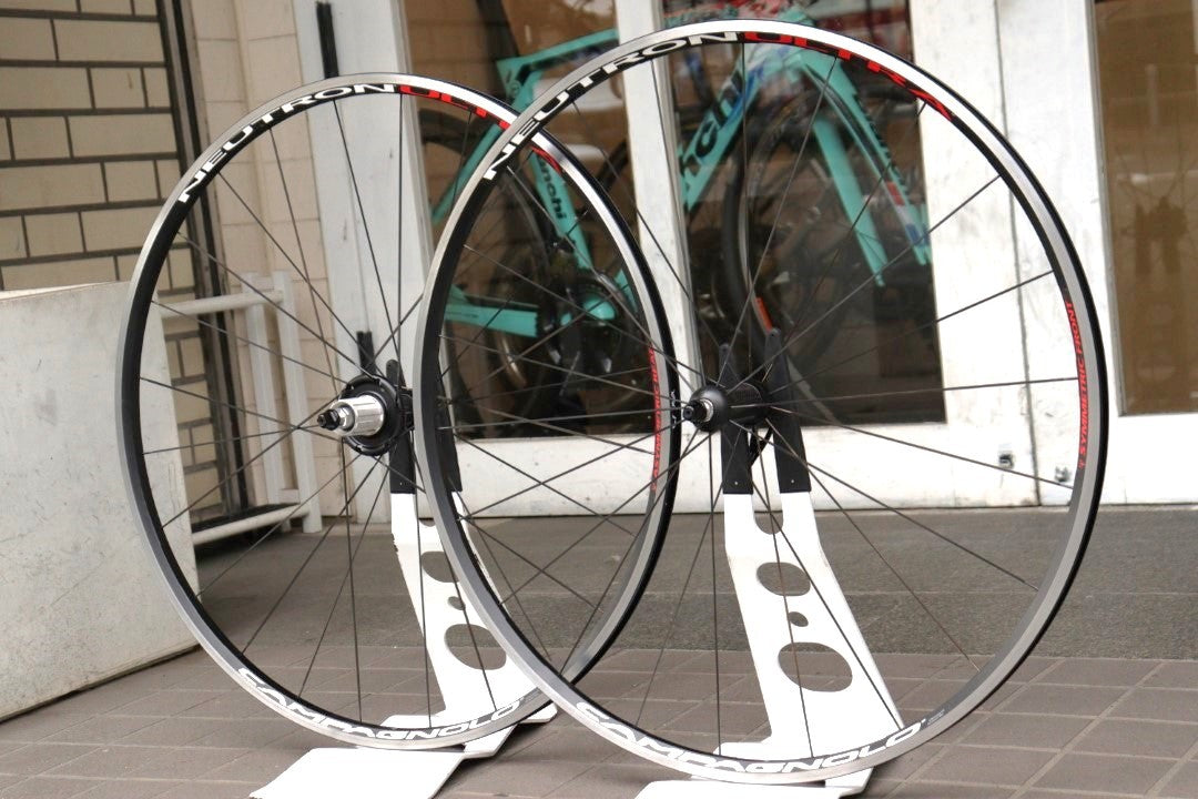 カンパニョーロ Campagnolo ニュートロン ウルトラ NEUTRON ULTRA アルミ クリンチャー ホイールセット シマノ11S/12S 15C 【横浜店】