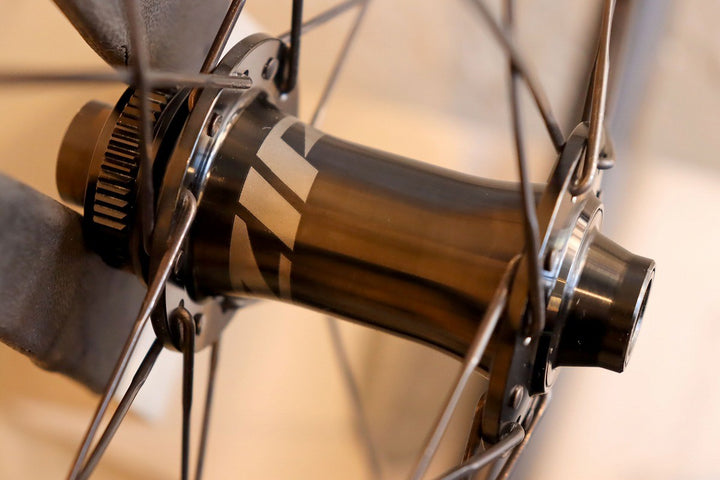 ジップ ZIPP 303S Tubeless DISC カーボン チューブレス ディスク ホイールセット シマノ12S/11S フックレス 【千葉店】